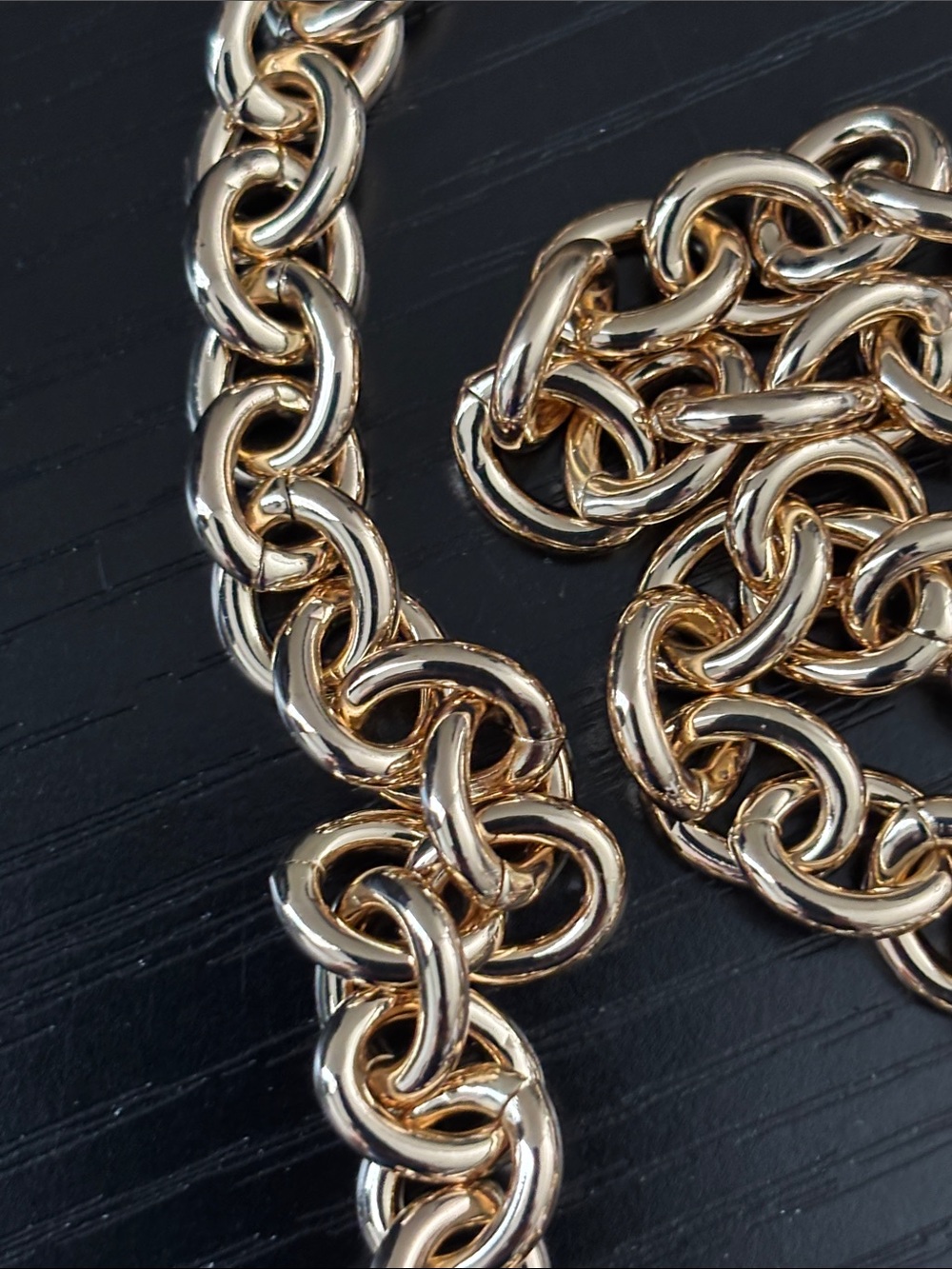 Nwot Roxanne Assoulin  big puffy heart Gold Heart Pendant Necklace - Picture 4 of 4